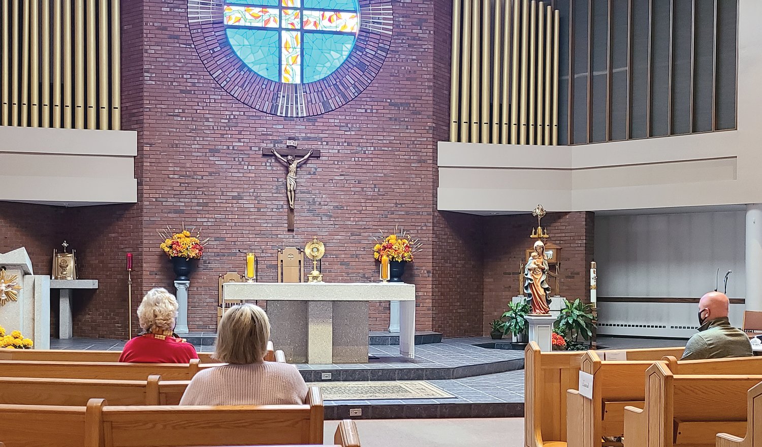 The faithful in front of the Blessed Sacrament, praying the Rosary at St. Philip Church in Greenville, which closed out the first-ever Rosary Congress in the Diocese of Providence.